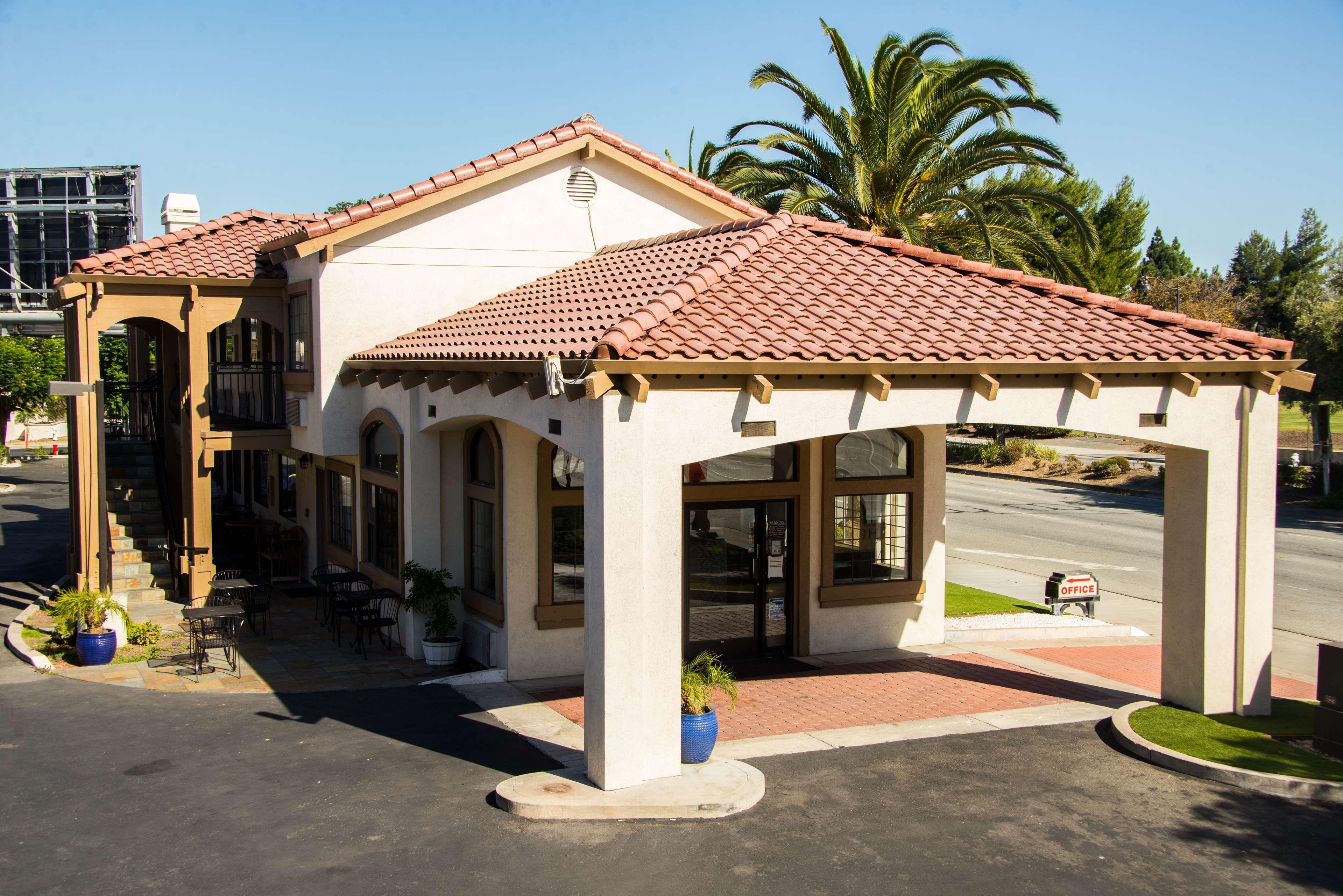 Surestay Plus By Best Western Santa Clara Silicon Valley Exterior photo